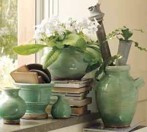 traditional-indoor-pots-and-planters