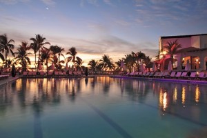 Club Med photo pool at Ixtapa Pacific